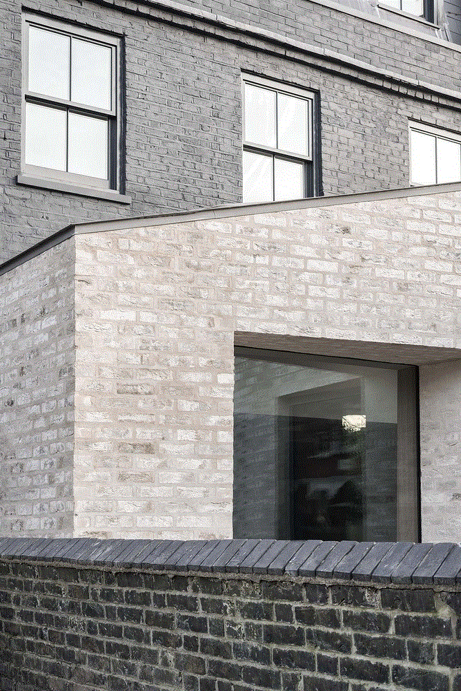 Kew gyvenamasis namas is naturalaus betono ir medzio (6)